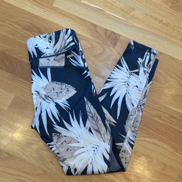 ALALA Tropic Captain Ankle Tight/leggings - Picture 3 of 16